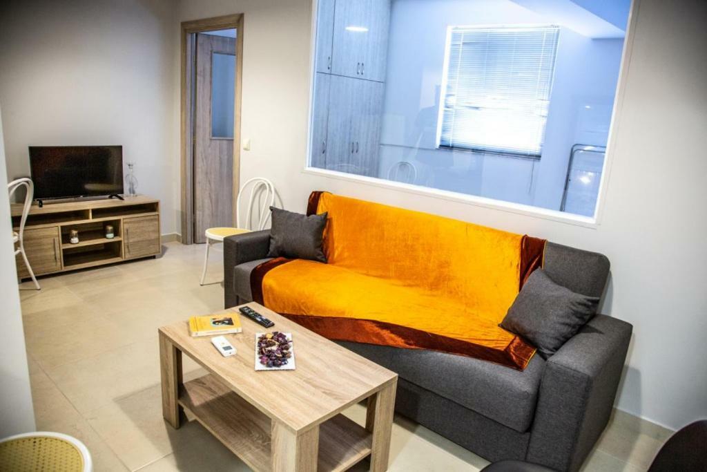 Modern Design Downtown Luxury *